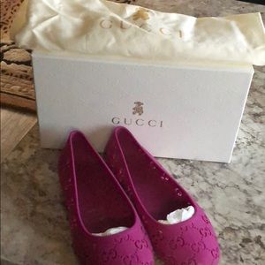 Gucci girls flats